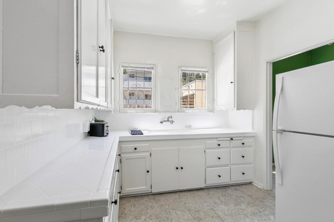 Beverly Hills Stylish & Central 1 Bedroom Apt + Parking Los Ángeles Exterior foto
