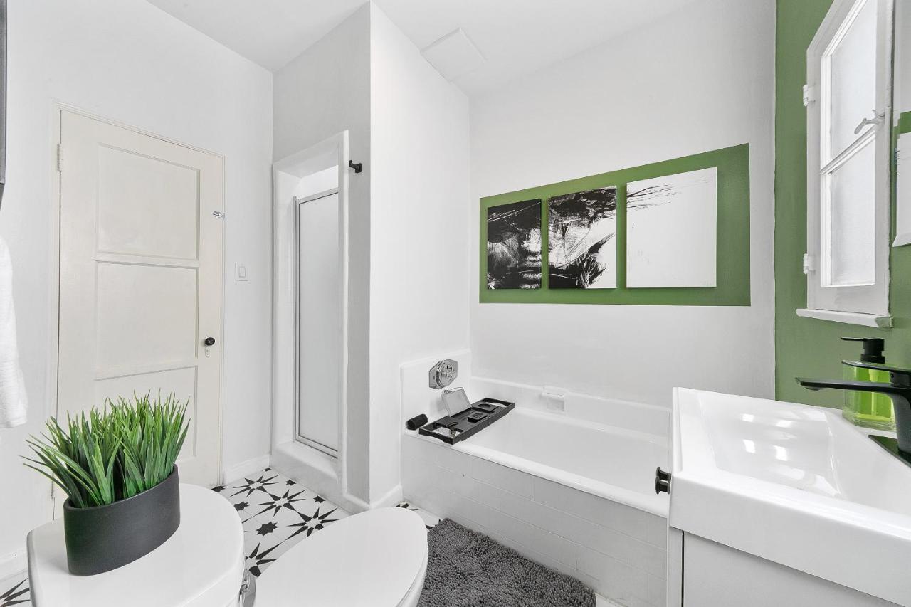 Beverly Hills Stylish & Central 1 Bedroom Apt + Parking Los Ángeles Exterior foto