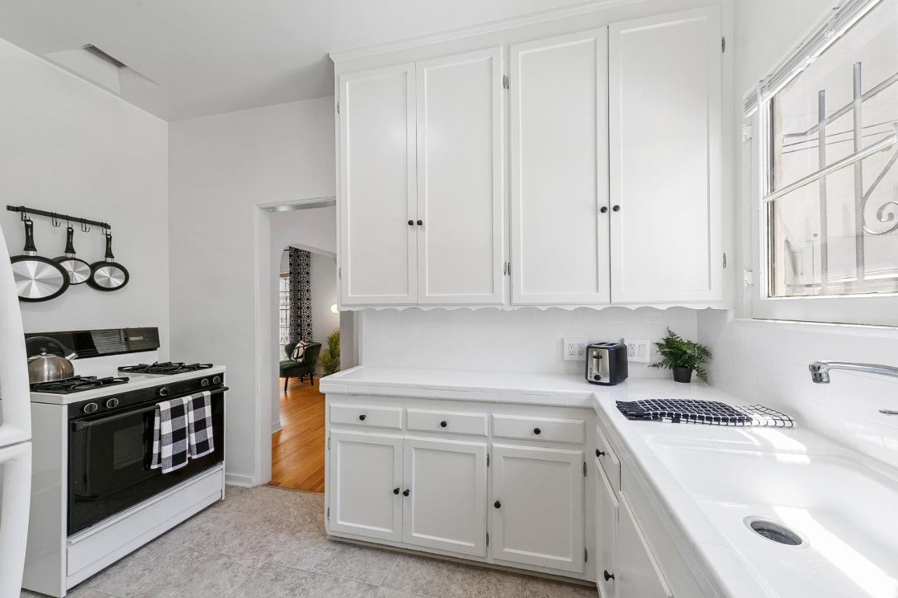 Beverly Hills Stylish & Central 1 Bedroom Apt + Parking Los Ángeles Exterior foto
