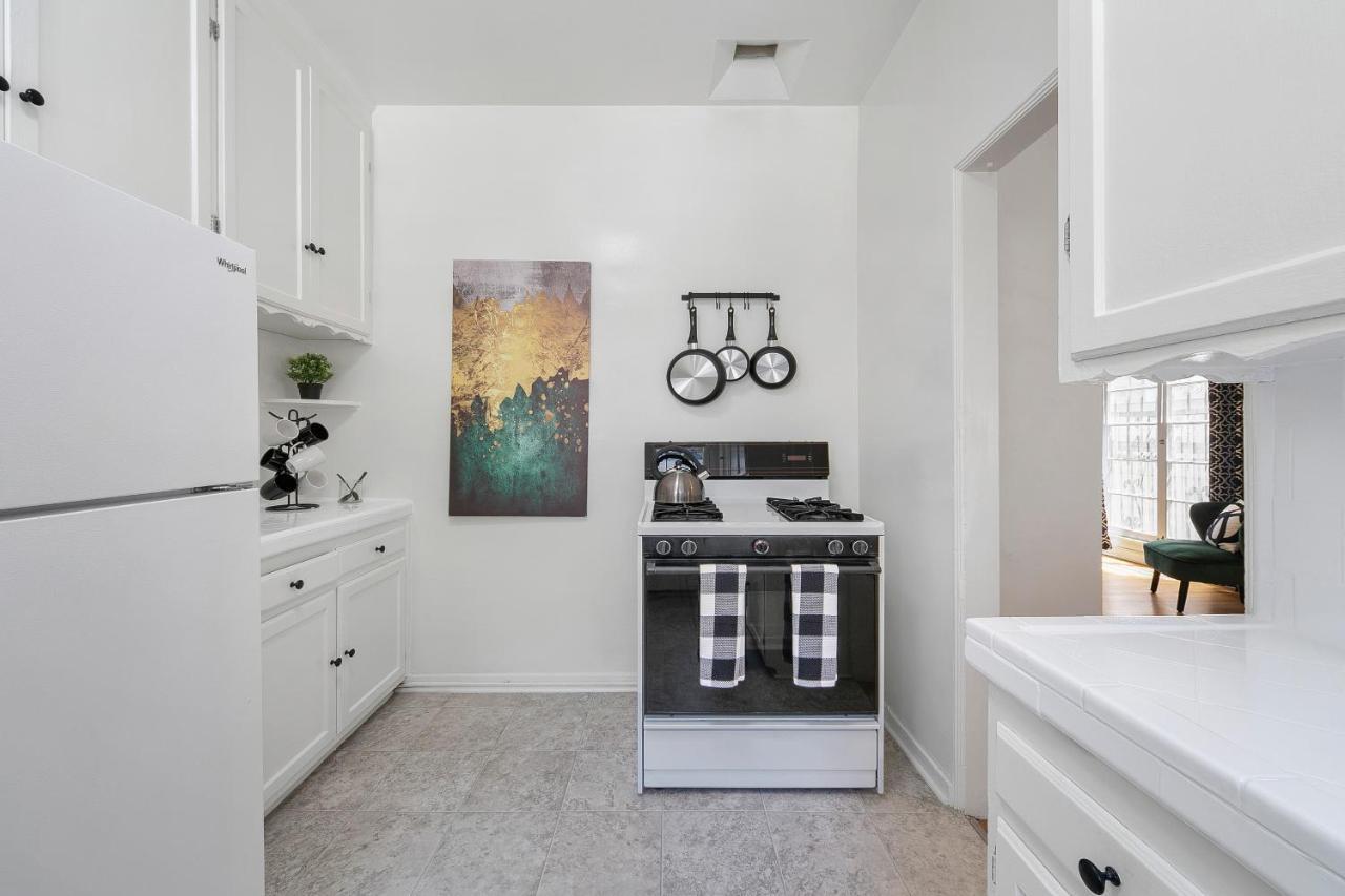 Beverly Hills Stylish & Central 1 Bedroom Apt + Parking Los Ángeles Exterior foto